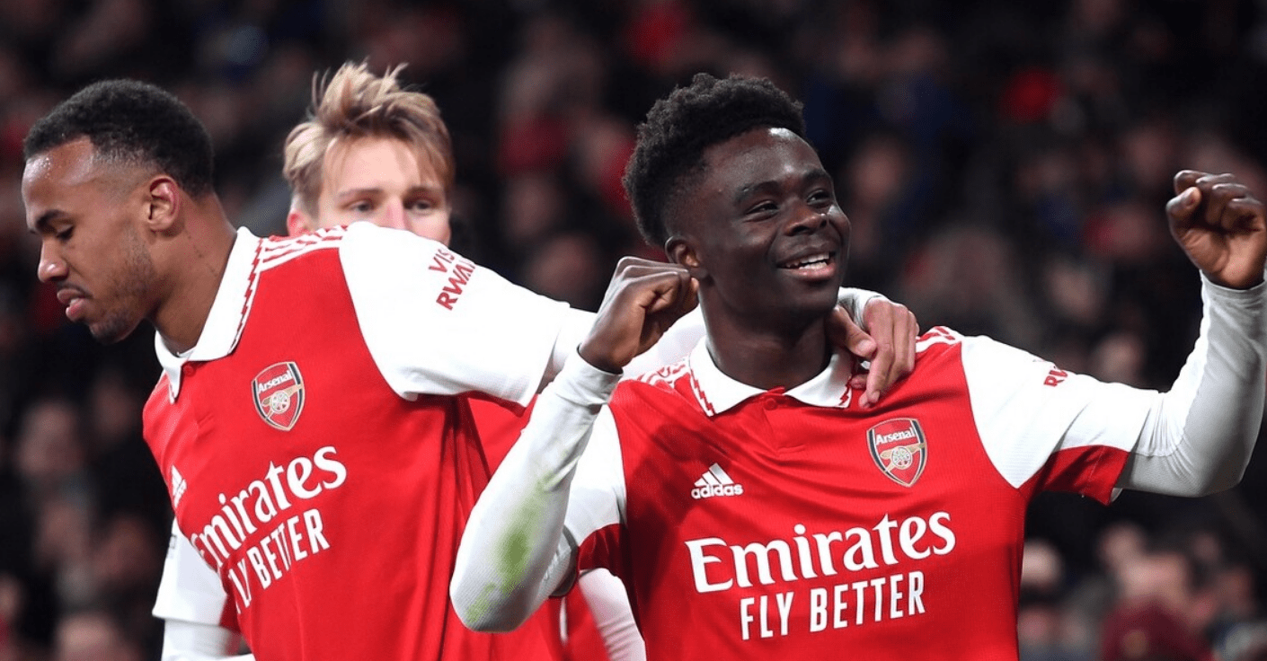 100T绝杀FLY，Gumayusi关键团战开团秒人激烈交锋八强赛，点燃全场激情