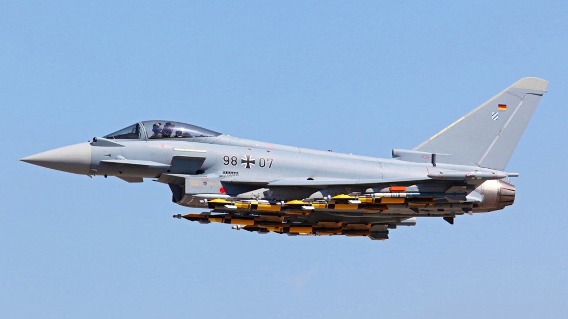 东决之夜,阿劳霍用铁血统治宣告,制空权才是现代篮球的终极答案