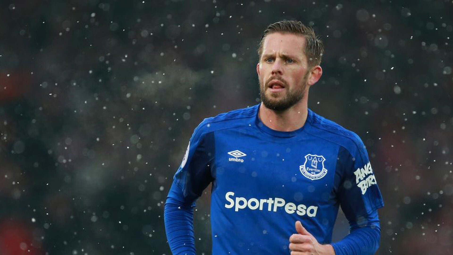 门将革命！拉亚一己之力改写攻防逻辑，英格兰用立体炮火轰塌克罗地亚战车